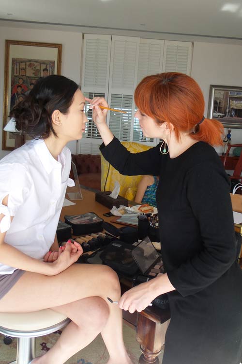 Préparation et mise en beauté sur peau asiatique par Alicia maquilleuse professionnelle